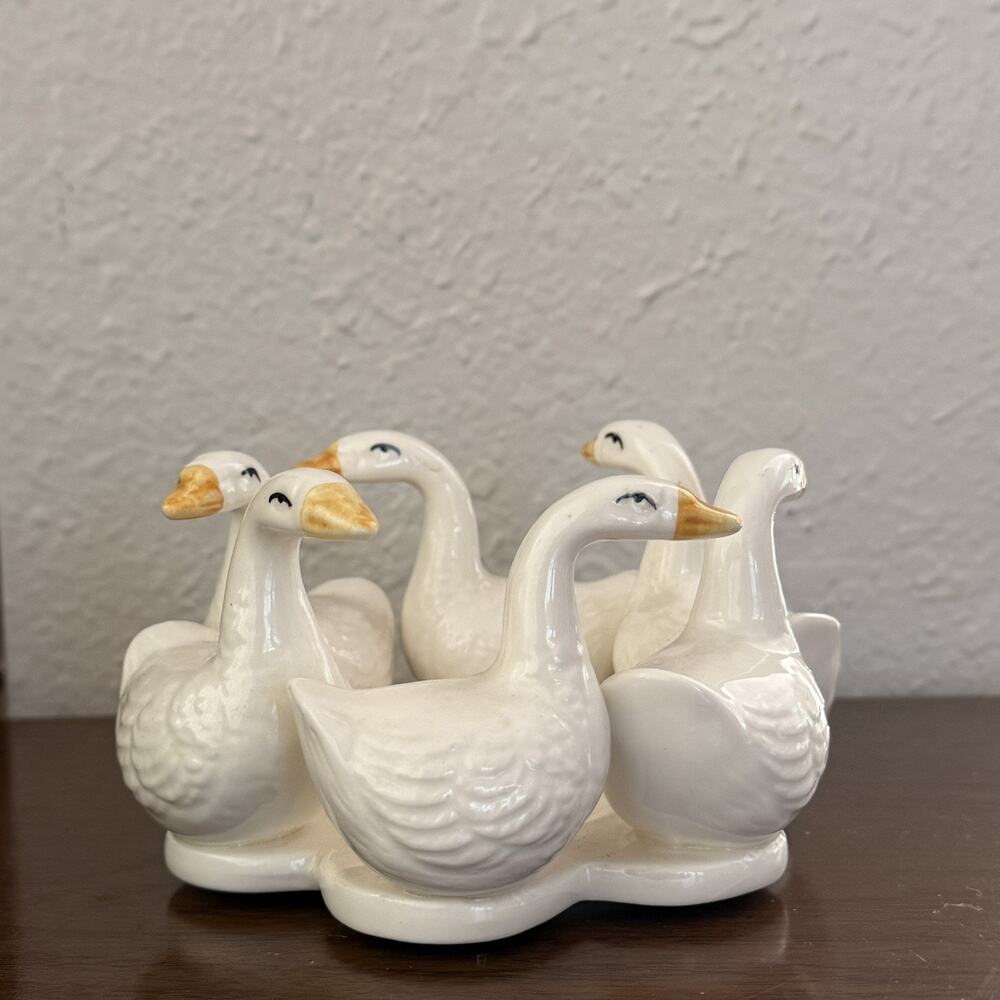 Holland Mold Ceramic Ducks in Circle - Gaggle of Geese Bowl, Candy Dish Planter